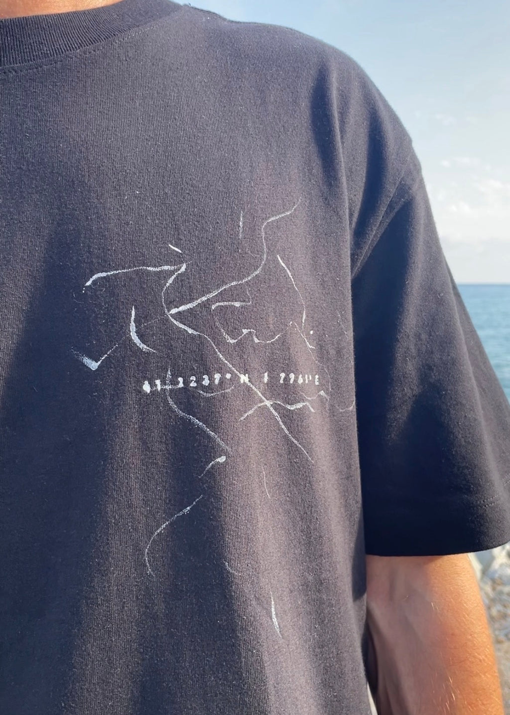 WEARABLE ART — BLACK