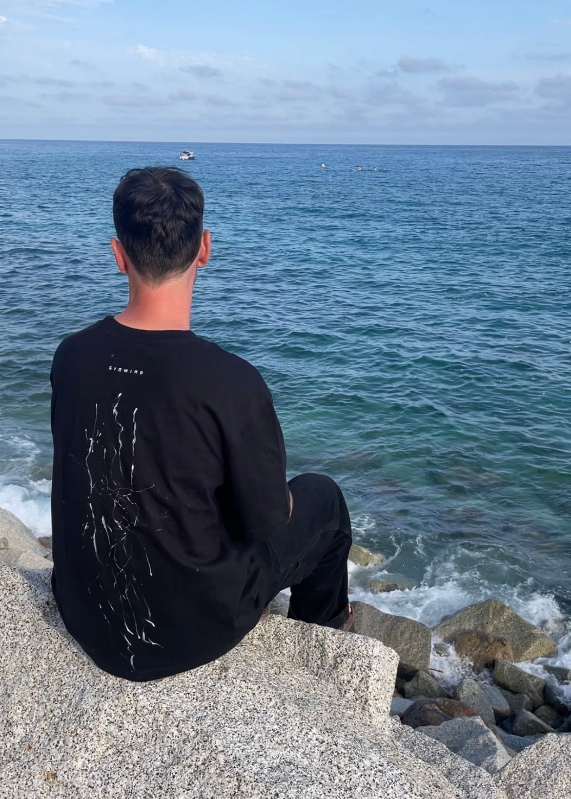 WEARABLE ART — BLACK