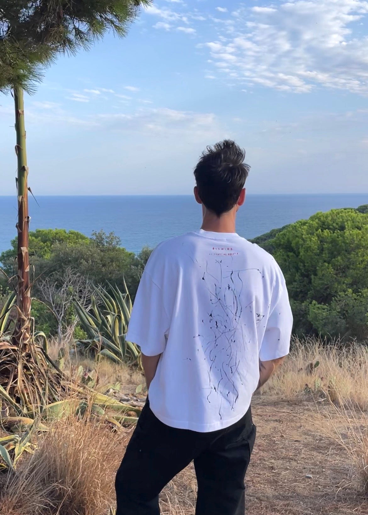 WEARABLE ART — WHITE
